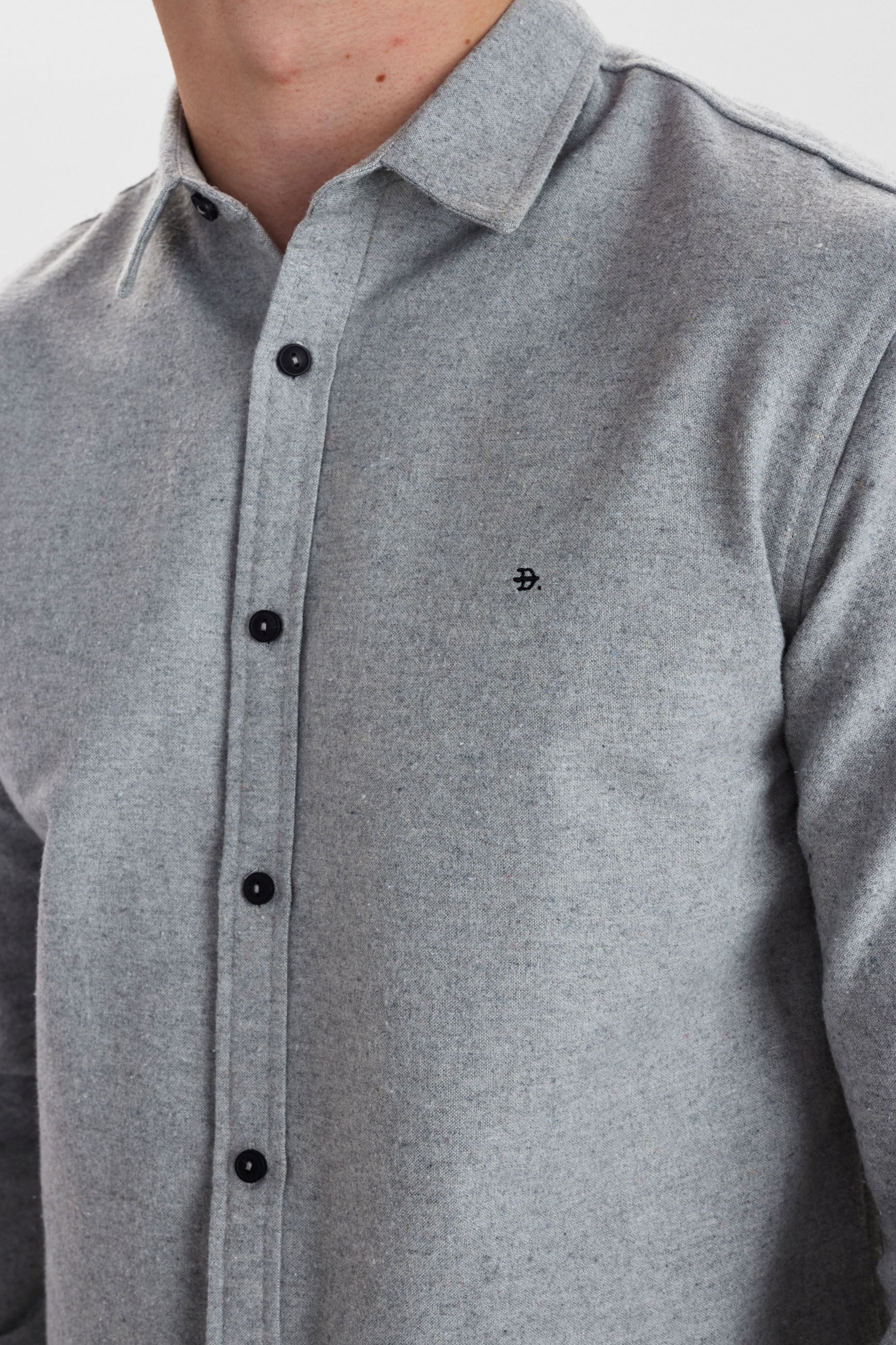 DXNMXRK. Derry Outlet Mirage Grey